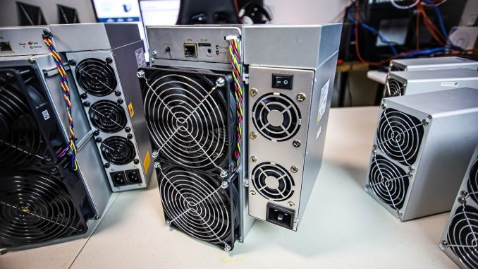 This ASIC miner is actually very quiet... Goldshell HS Lite Review