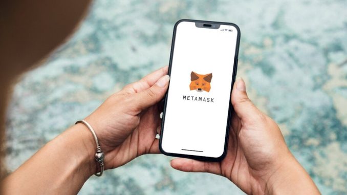 MetaMask Introduces Bank and PayPal Cash-Out Options